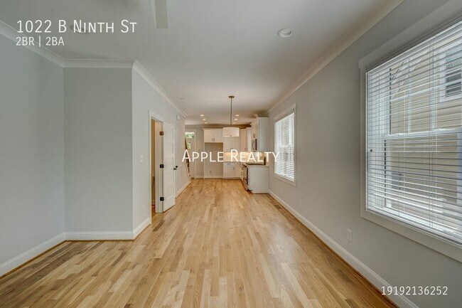 Building Photo - 1022 Ninth St B - Available Mid September ...
