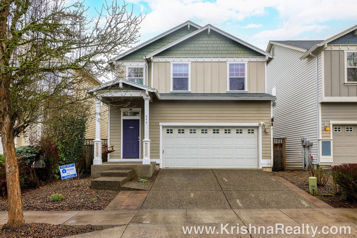 Foto principal - Charming **UPDATED** 3 BD* 2.5 BA* Single ...