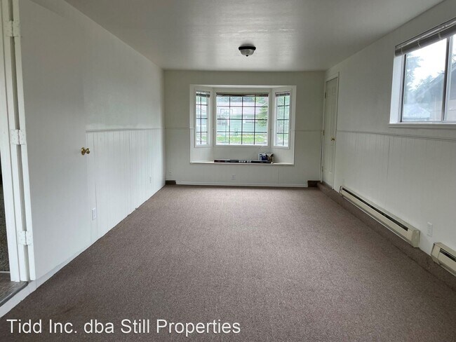 Foto del edificio - 3 br, 1.5 bath House - 114 Whitebirch Place