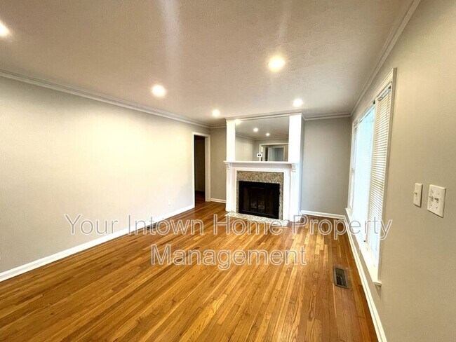 Building Photo - 430 Lynnhaven Dr SW