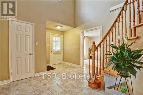 Building Photo - 813 Willowbank Trail