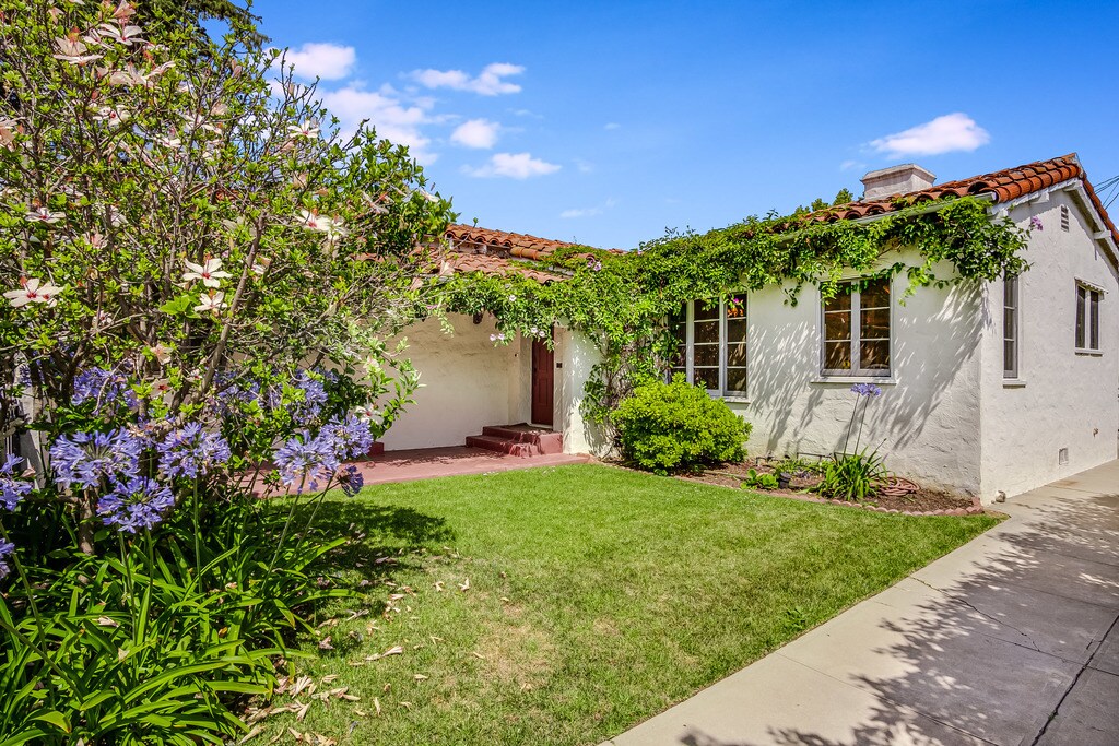 Foto principal - 10514 Rochester Ave