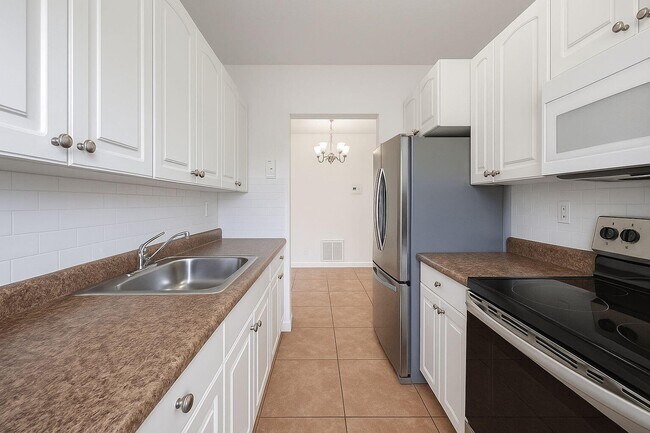 Foto del edificio - 1671 NE 33rd St