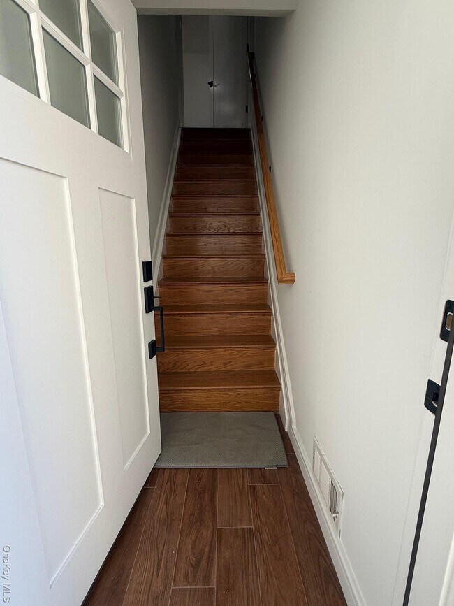 Building Photo - 215-15 17th Ave