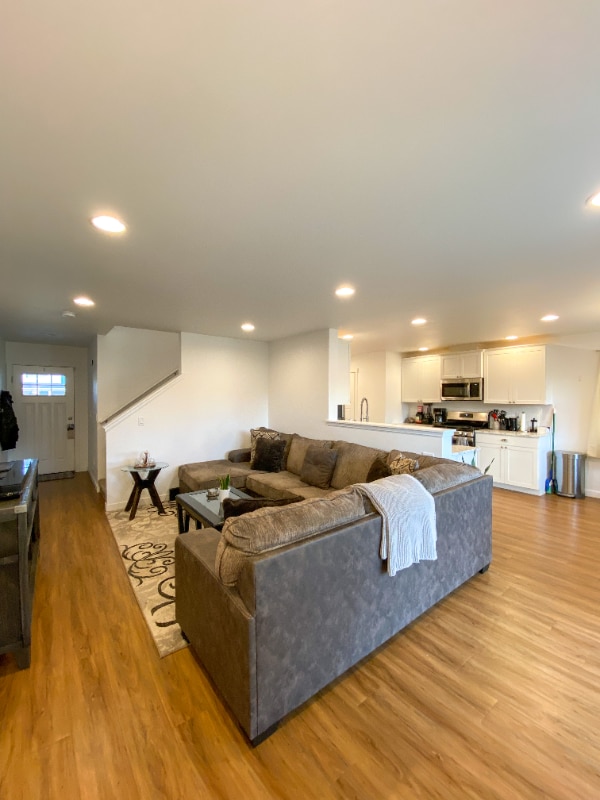 Building Photo - 1589 NW 5th Ave