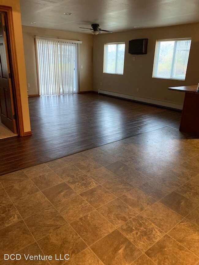 Foto del edificio - 2 br, 2 bath House - 2164 South Broadway