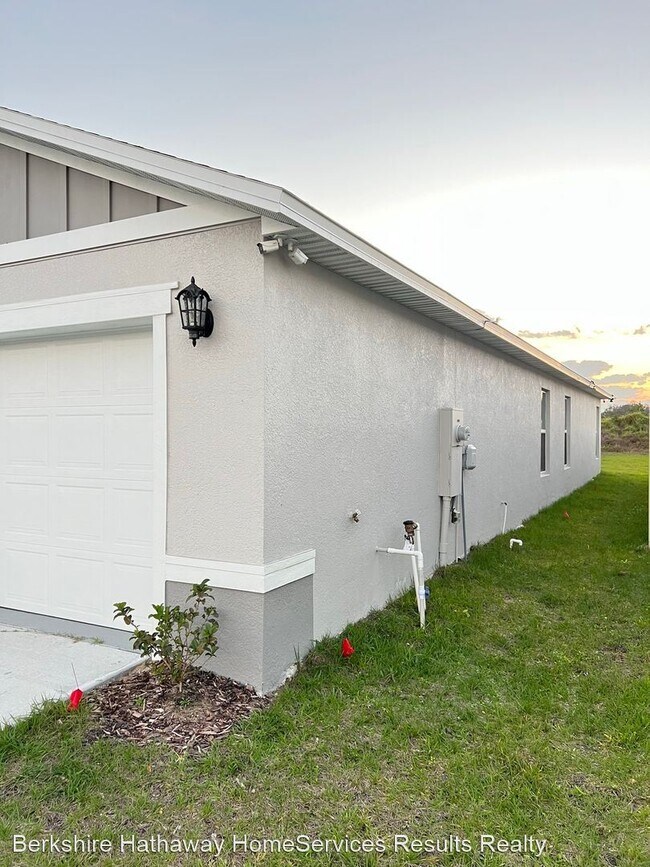 Building Photo - 4 br, 2 bath House - 216 Summerlin Ln