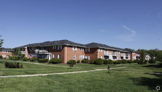 Twinbrook Parkway Apartments