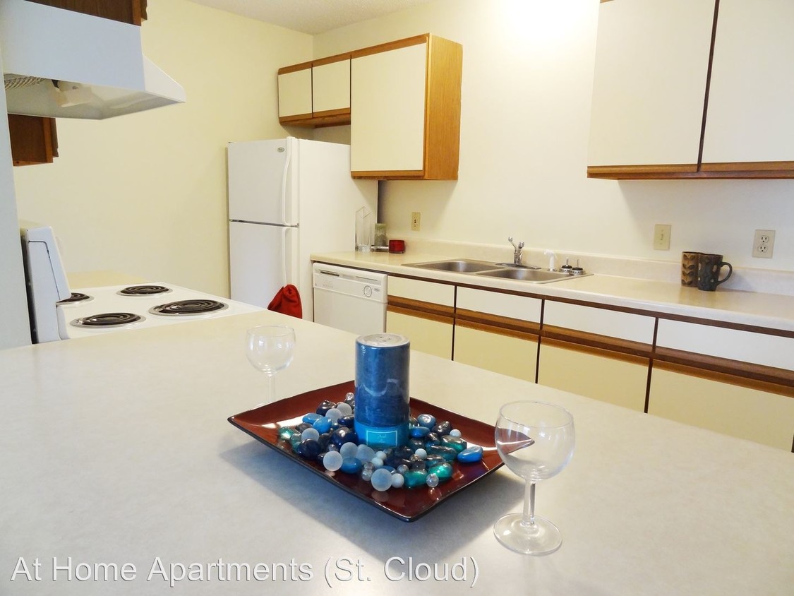 Foto principal - 230 2nd St NE