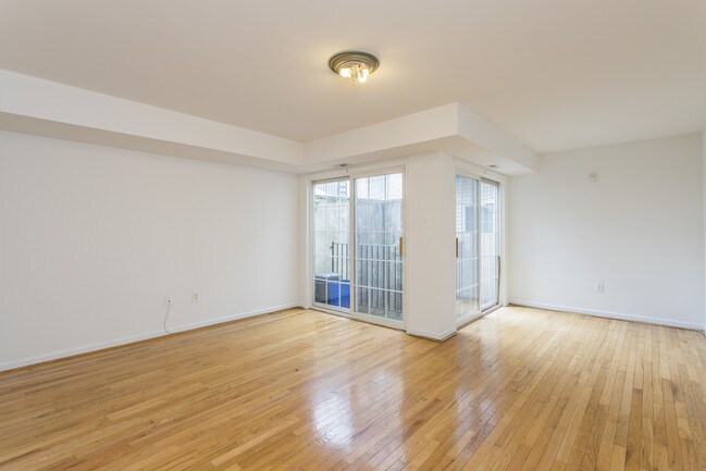 Foto del edificio - 1729 South St