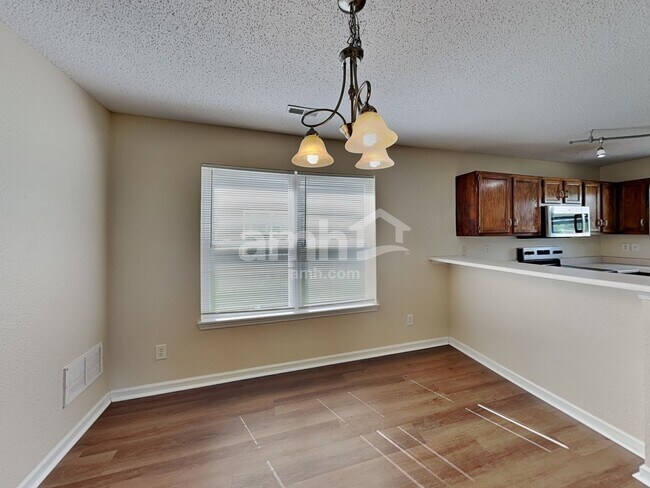 Building Photo - 1347 Egret Ln