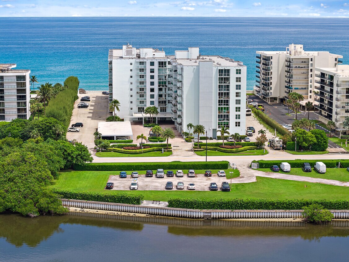 Foto principal - 3450 S Ocean Blvd