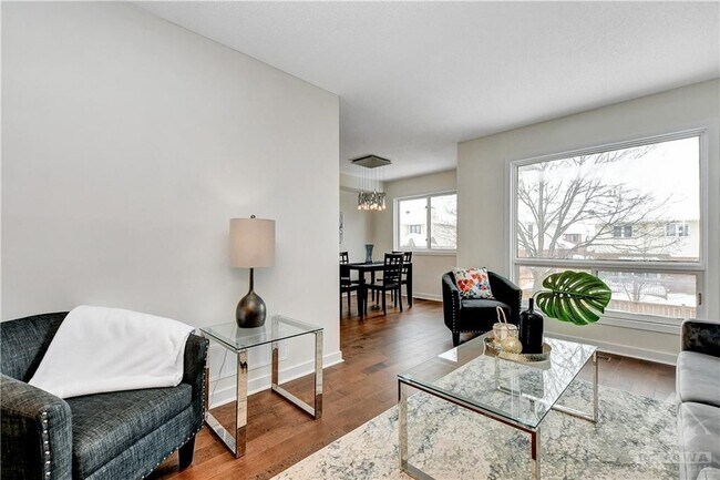 Building Photo - 34 Cedarock Dr