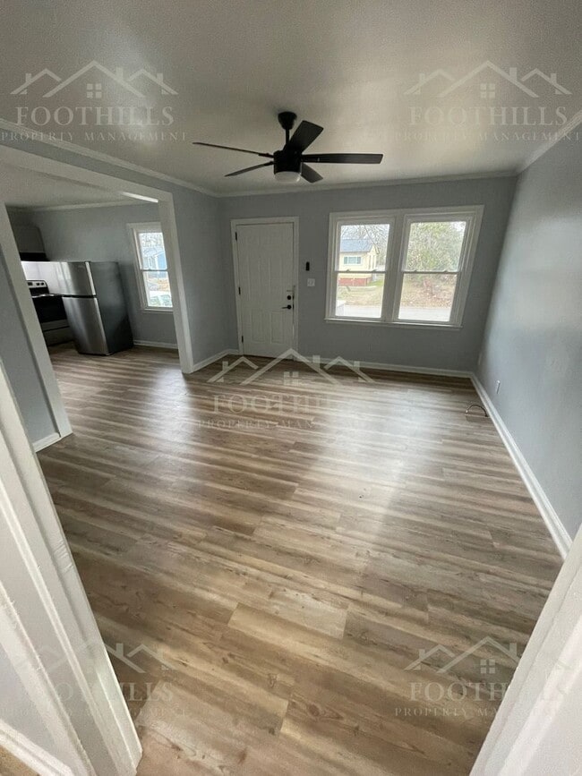 Building Photo - 3317 Berry Ln