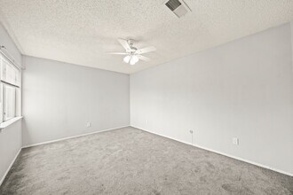 Building Photo - 7119 Brendam Ln