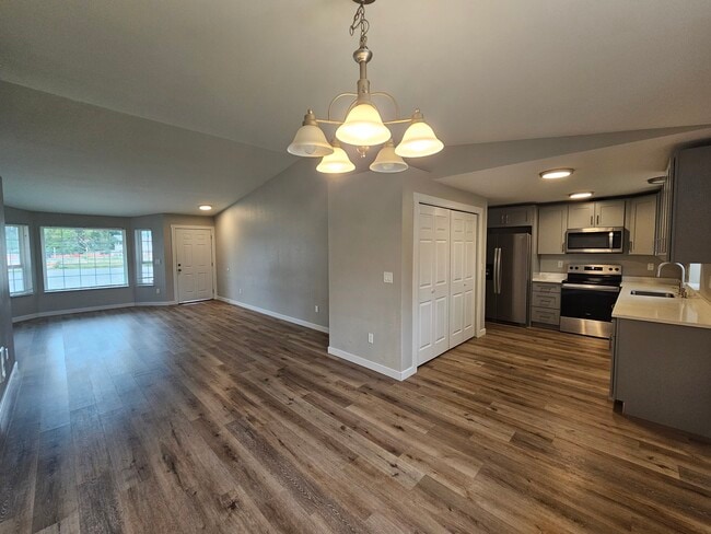 Foto del edificio - 8505 44th Dr NE