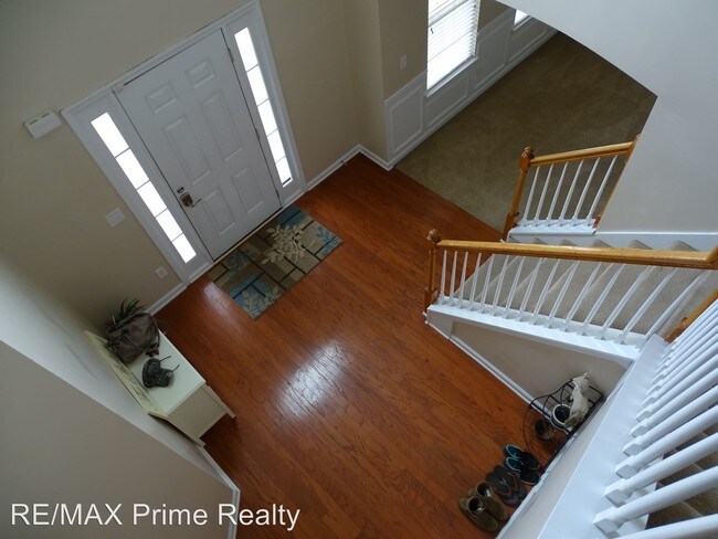 Building Photo - 4 br, 2.5 bath House - 6 Ottawa Trail