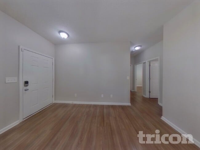 Building Photo - 1526 Jeffrey Bryan Dr