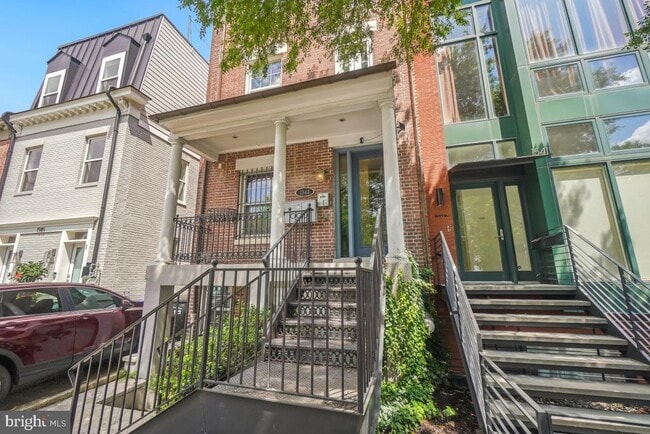 Building Photo - 1543 6th St NW