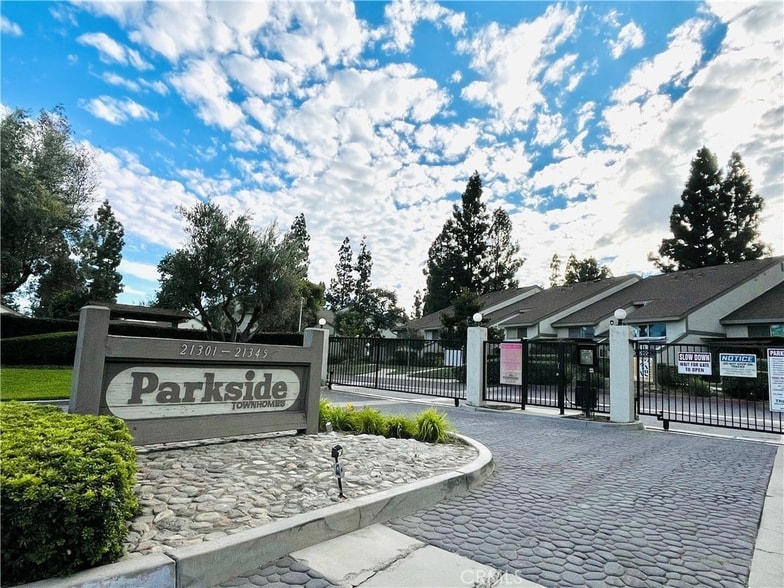 Photo - 21321 Norwalk Boulevard Unit 147