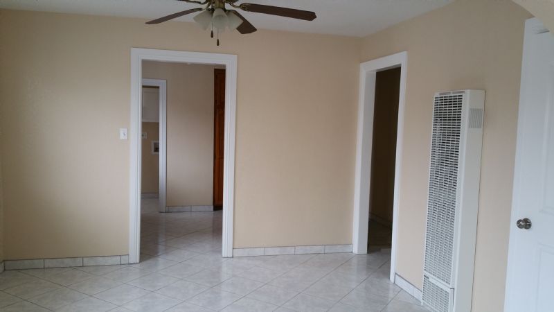 Building Photo - 4644 Catalpa St