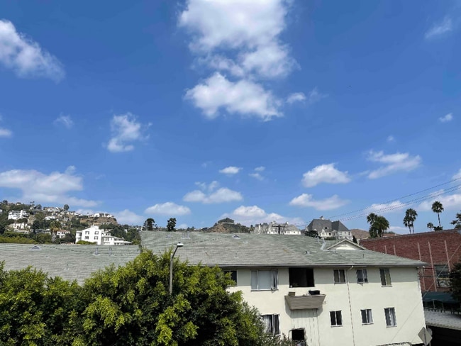 Foto del edificio - 1284 Havenhurst Dr