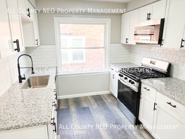 Foto del edificio - 13526 Cedar Rd