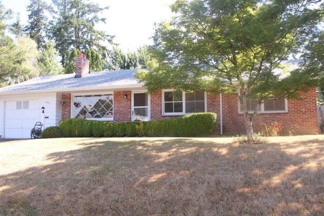 Building Photo - 1820 SW Wellington Ave