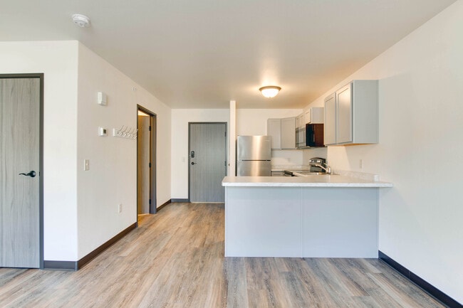 Building Photo - Stony Ridge Studios