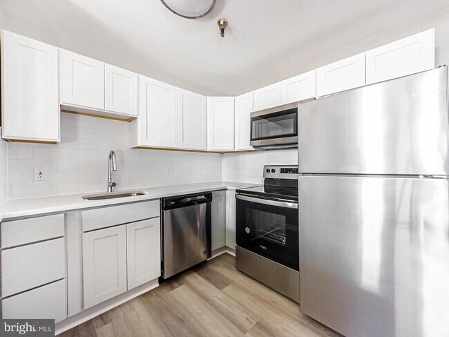 Foto del edificio - 148 N 4th St