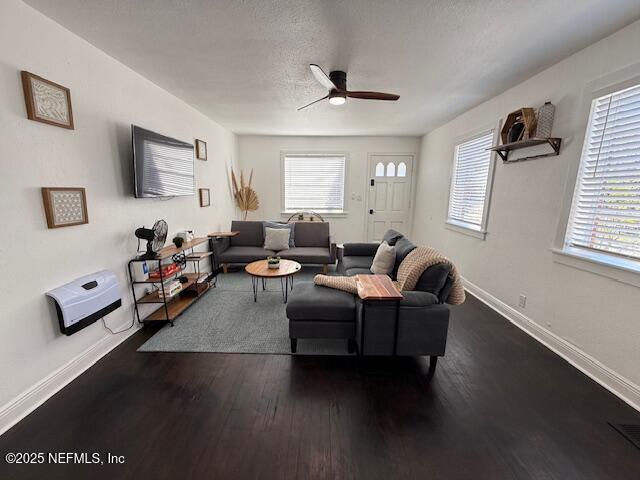 Foto del edificio - 2813 College St