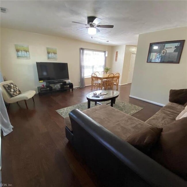 Foto del edificio - 4136 Everett St