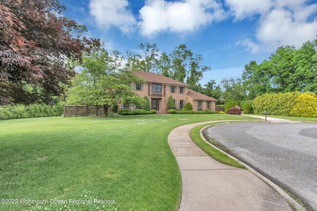 Building Photo - 17 Muncy Dr