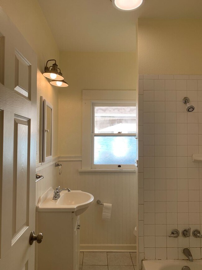 Foto del edificio - 1817 7th Ave