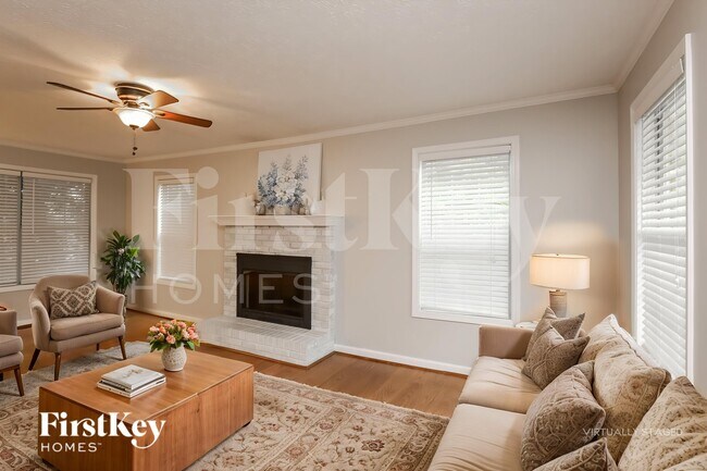 Foto del edificio - 4060 Mark Todd Ct