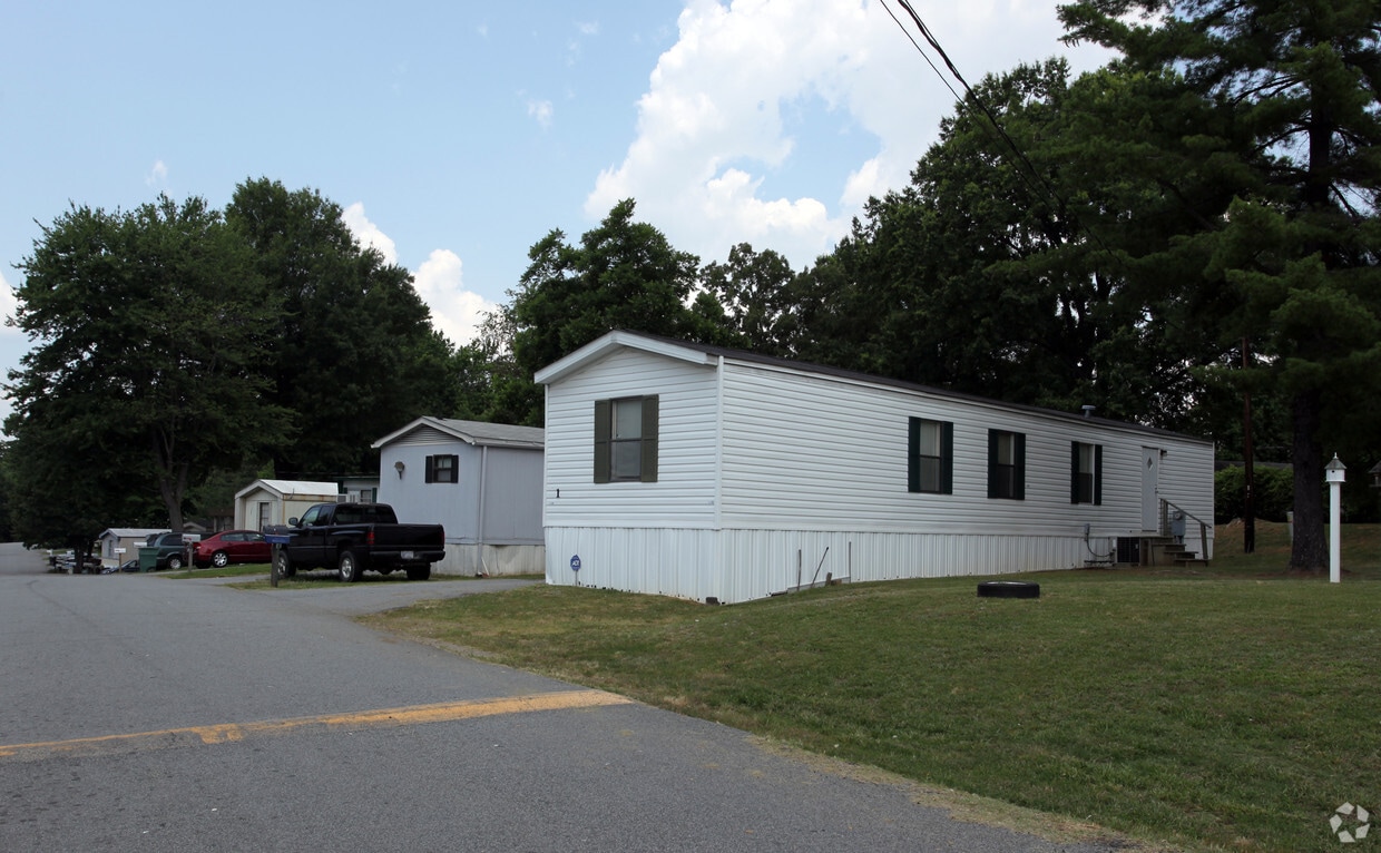 Building Photo - Connors Village