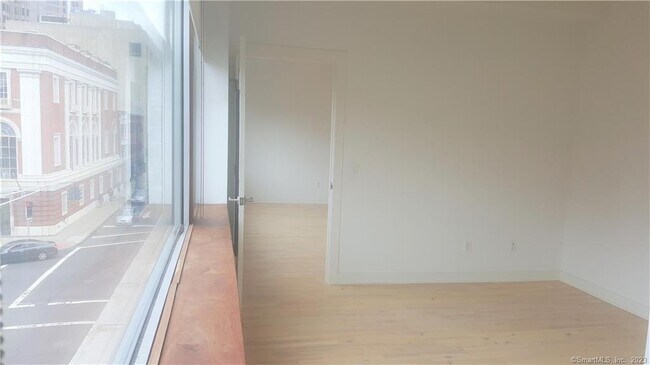Foto del edificio - 804 Chapel St