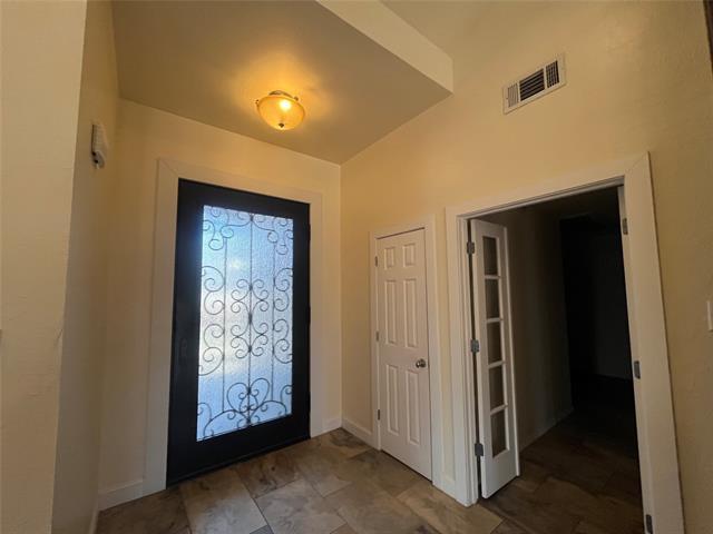 Foto del edificio - 525 Bent Wood Ln