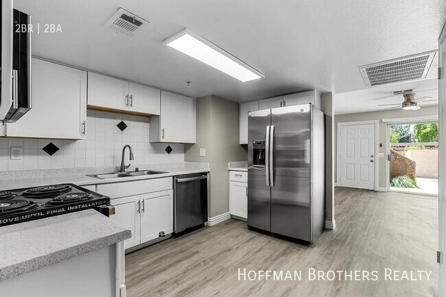 Foto del edificio - 32450 Candlewood Dr