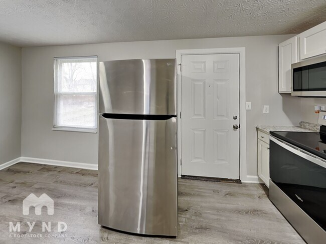 Foto del edificio - 3270 Fontaine Rd