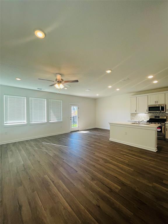 Building Photo - 7201 Grenadine Bloom Bnd