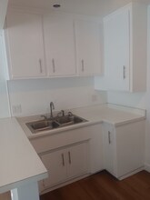 Building Photo - 9371 Cellini Ave