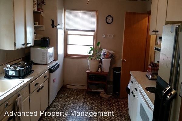 5 br, 2 bath House - 1501 Jarvis Drive photo'