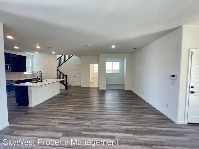 Building Photo - 3 br, 2.5 bath House - 8253 Peterborough Way
