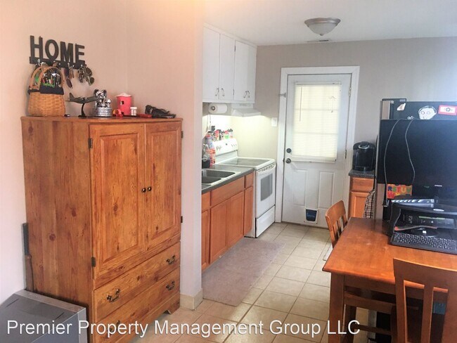 Foto del edificio - 3 br, 1 bath House - 319 Locust Avenue