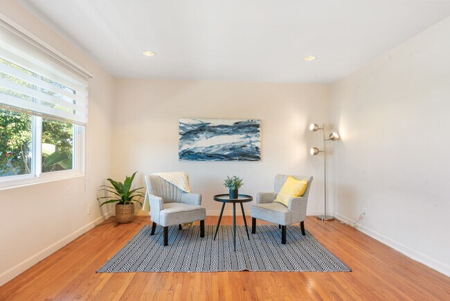 Living Room - 7924 Airport Blvd