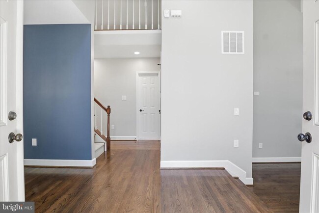 Building Photo - 1456 Hampton Hill Cir