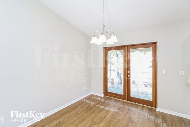 Foto del edificio - 2486 Malibu Ln