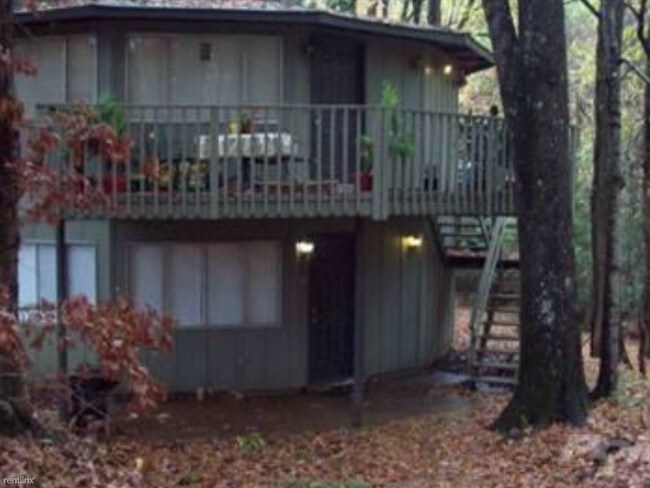 Building Photo - 509 Hathorn Rd