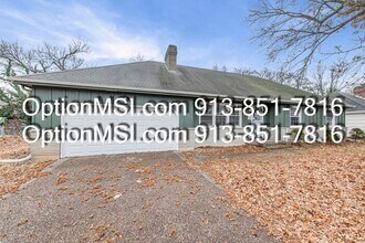 Building Photo - 7509 Arlington Ave